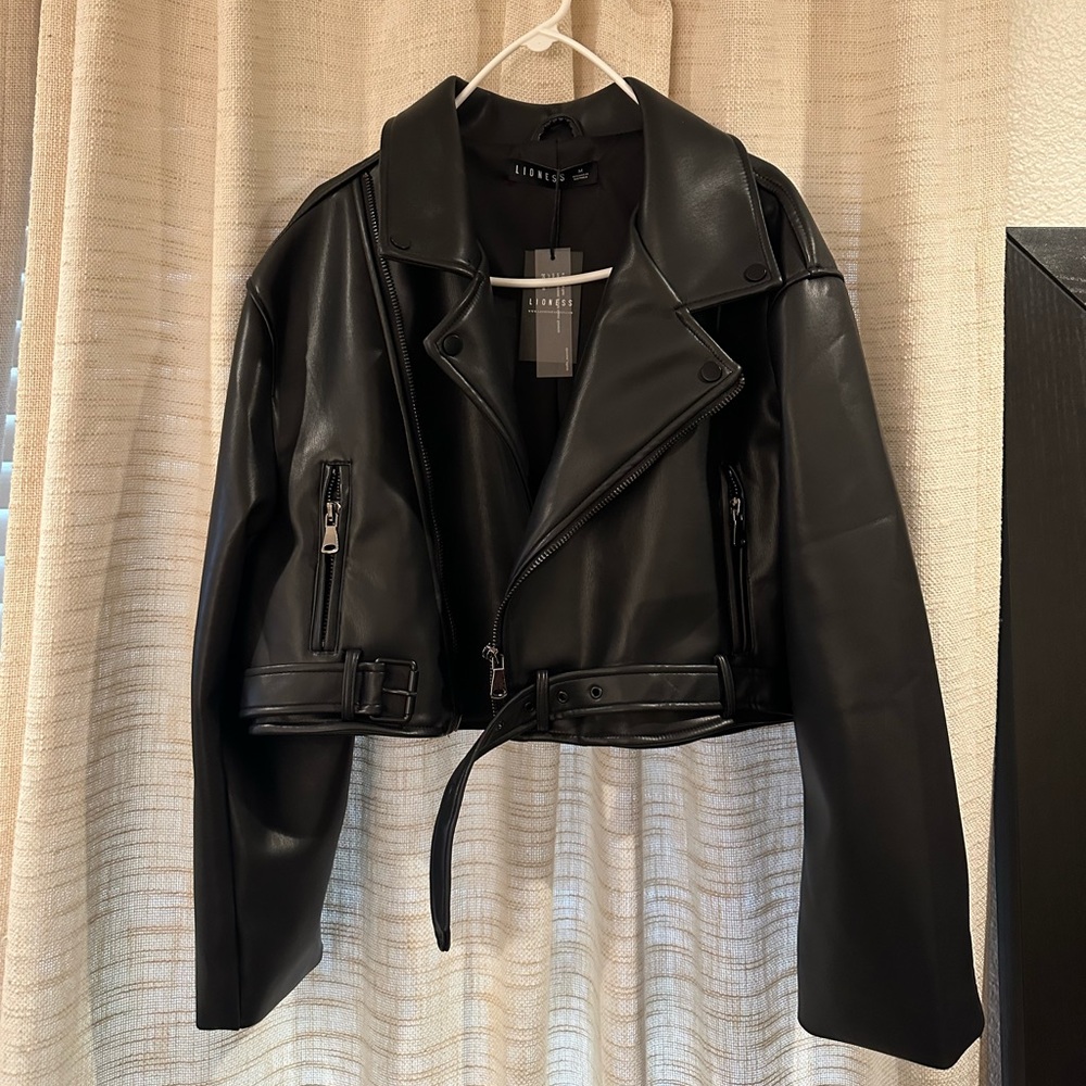 LIONESS CROPPED LEATHER JACKET